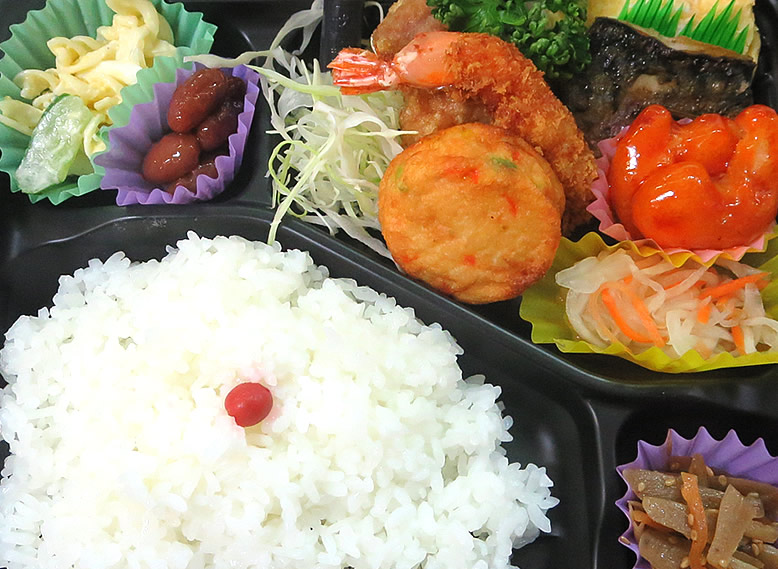 メニュー お 弁当 どんどん 静岡のローカルチェーン「お弁当どんどん」のから揚げ弁当はご飯が食べたくなる ::